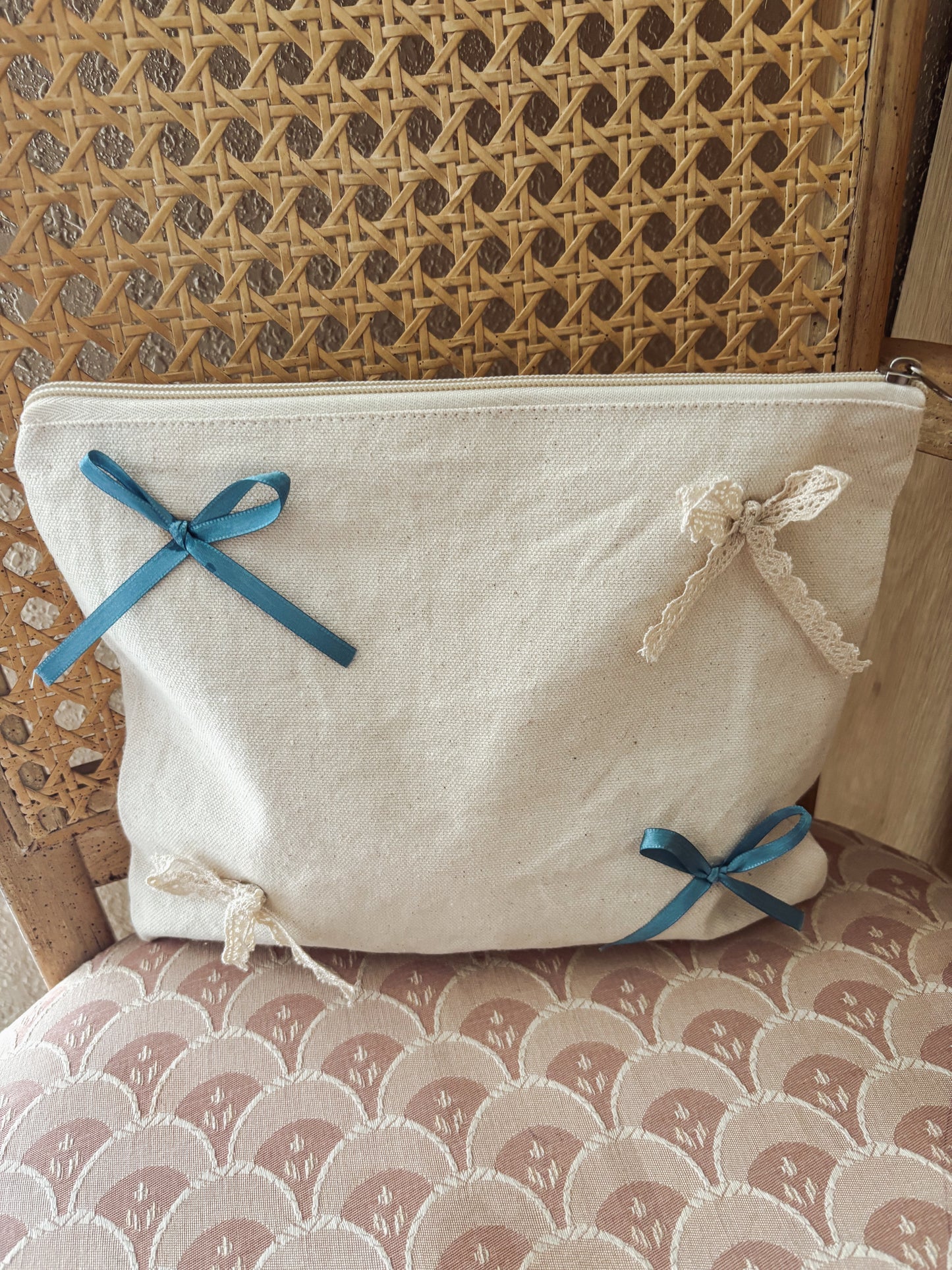 Bow Zipper Pouch